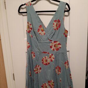 Emily and Fin Lillian floral dress, size large